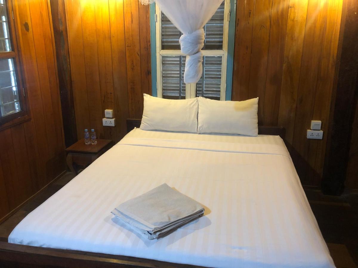 Nomad Guesthouse Kratie Exteriör bild