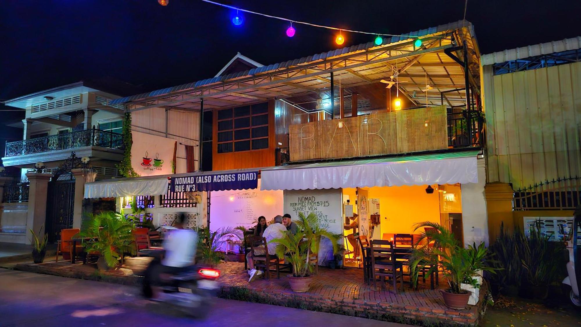 Nomad Guesthouse Kratie Exteriör bild
